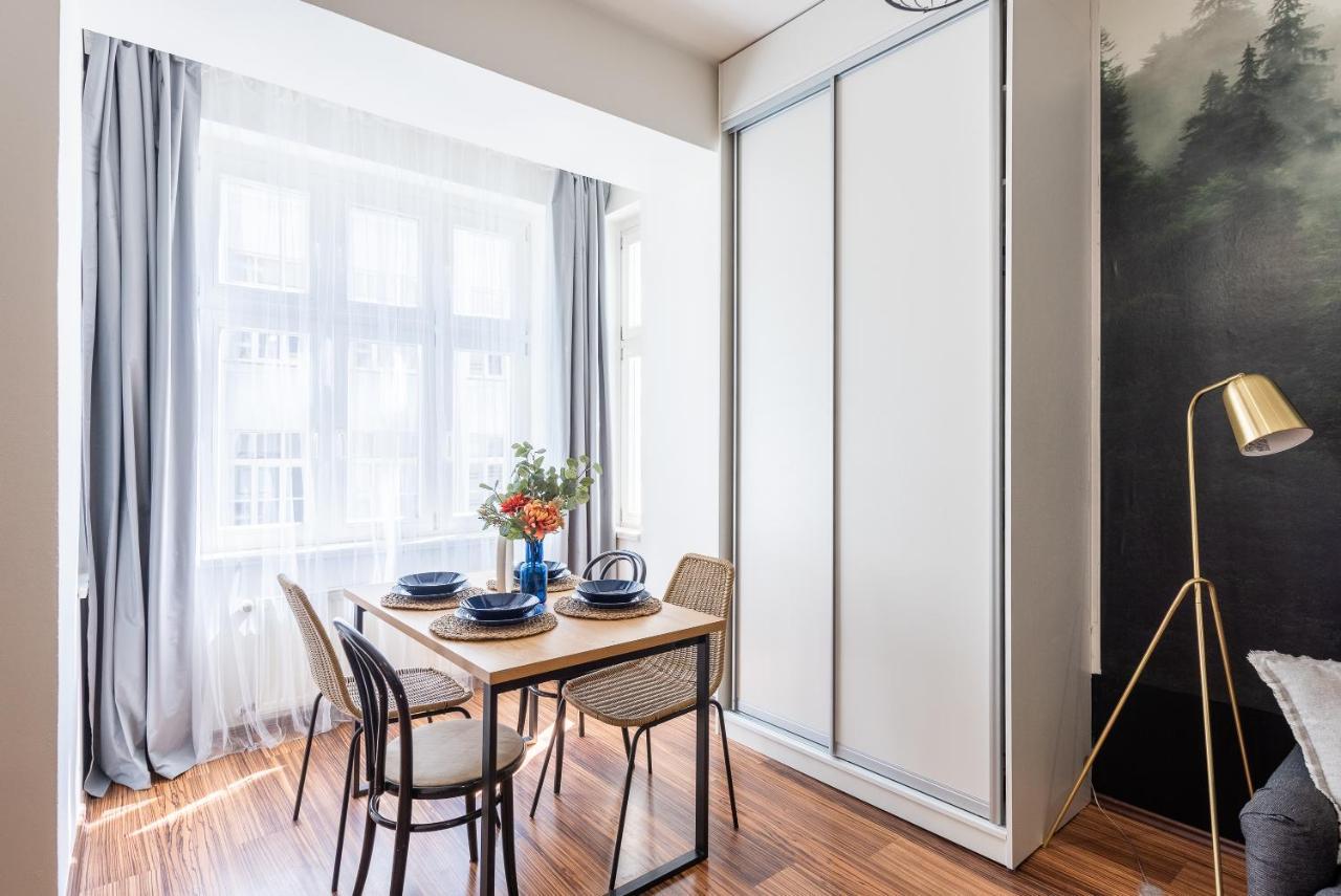 10 Min City Centre 5 People Apartment, Free Coffee Praga Exterior foto